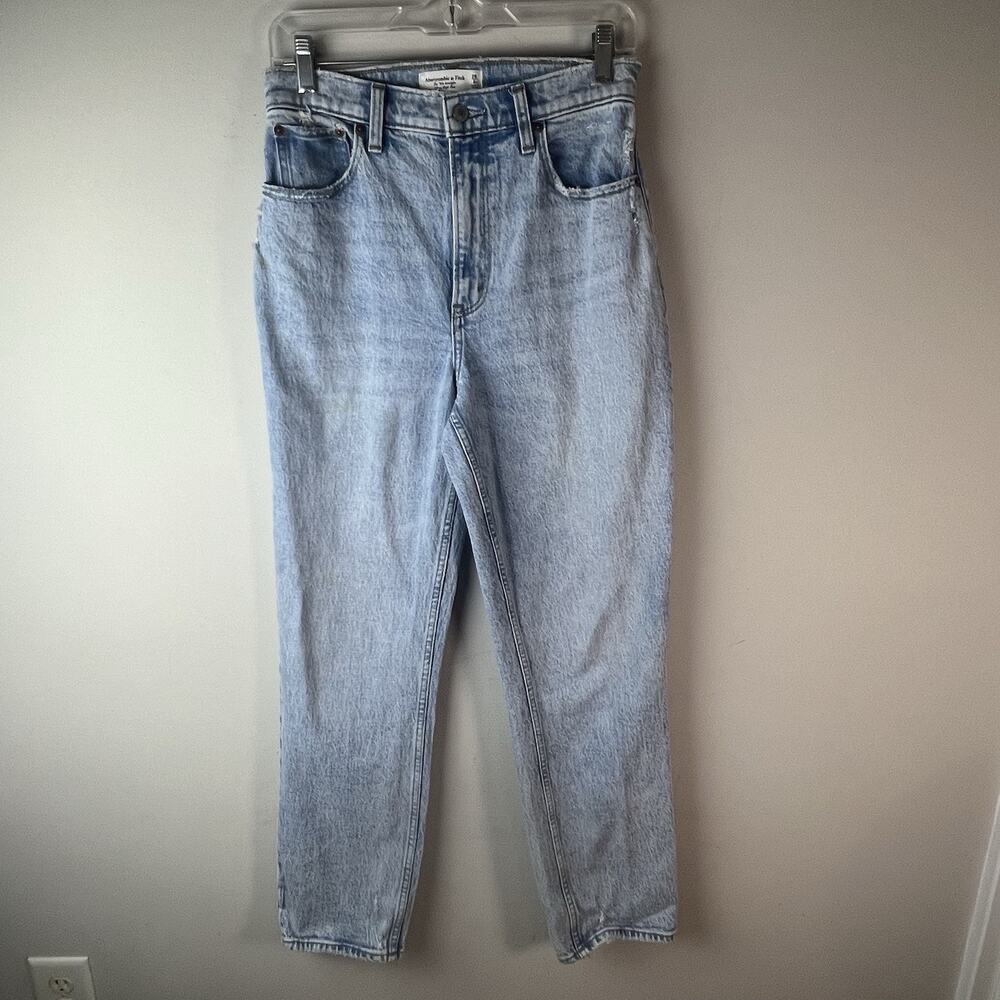 Abercrombie & Fitch The '90s Straight Ultra High Rise Jeans 28 / 6R Curve Love